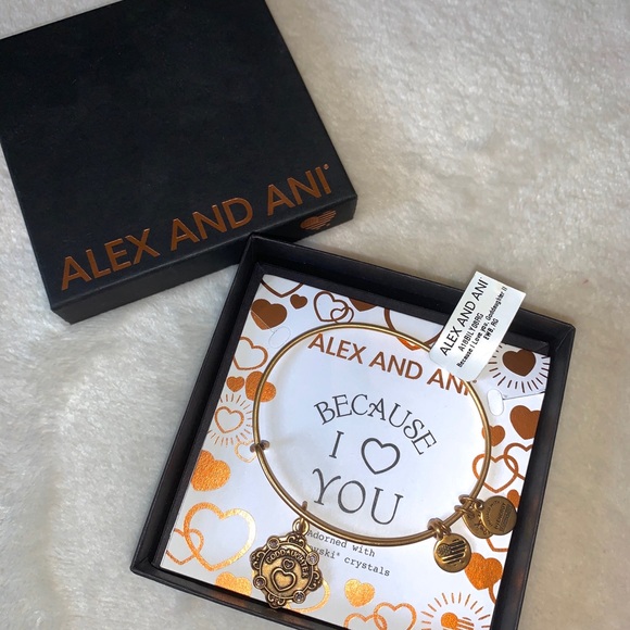NWT Alex and Ani Gold Because I Love You Bracelet - Picture 2 of 3